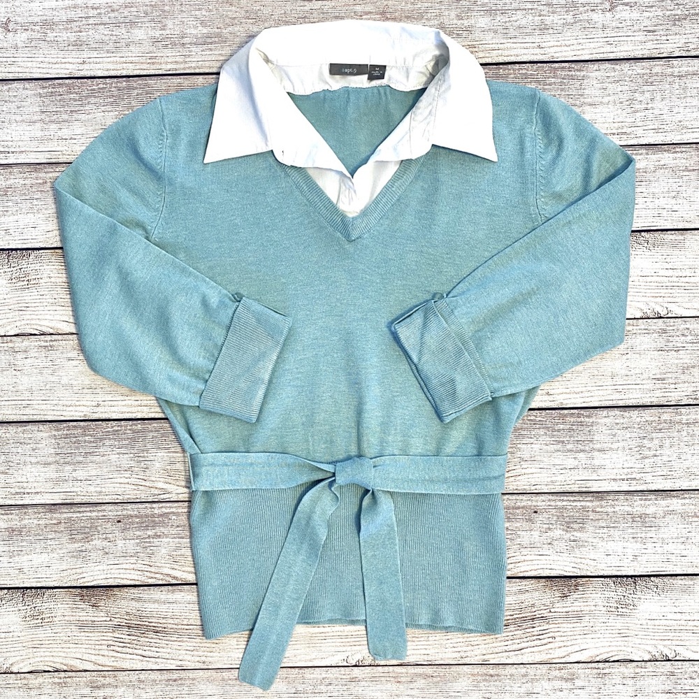 Apt. 9 Sweater with Faux Shirt Collar. Size Med